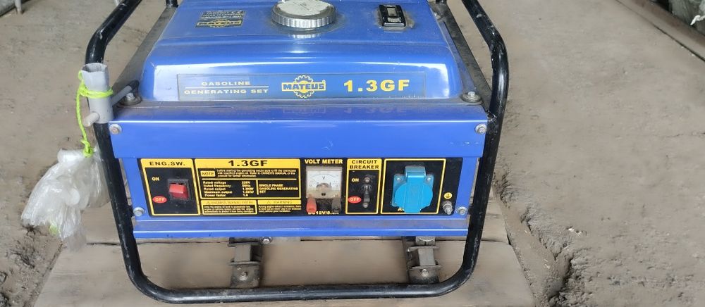 Продам Генератор почти новый