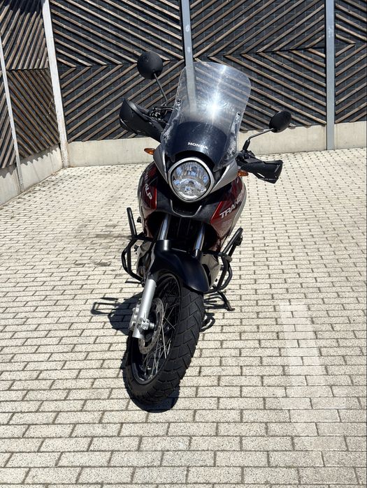 Honda Transalp XL700VA ABS – 2008 | Prima înmatriculare 17.06.2009 | 31.960 km