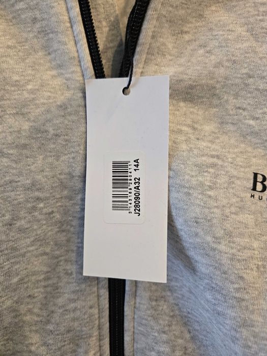 Детски анцунг BOSS / 13-14 г./ Нов/ 100 % Оригинален