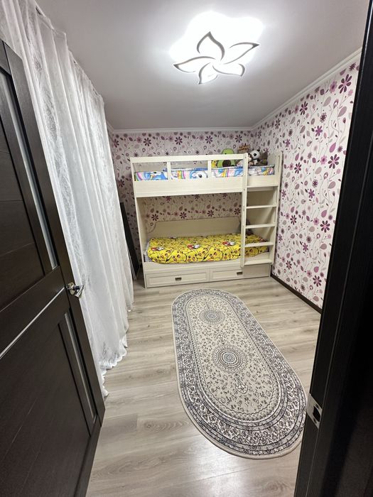 Продам 3-х комнатную квартиру