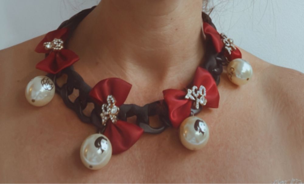 Колие и други бижута