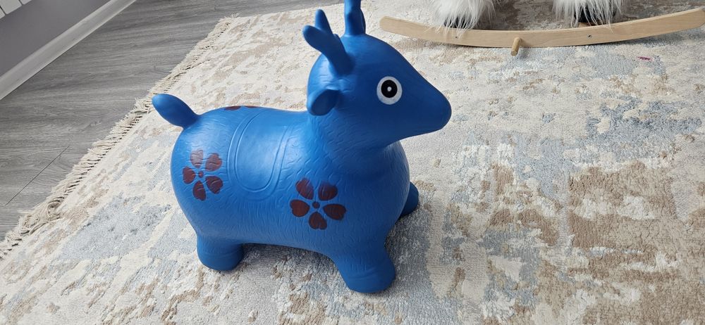 Продам игрушечного ослика