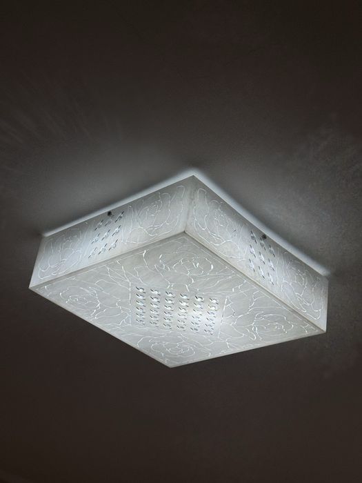 Люстра б/у от 2000