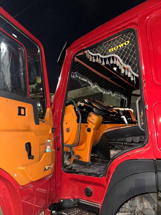 Howa Sinotruk sotiladi