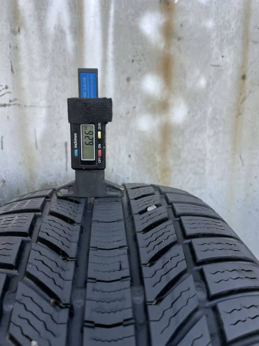 4 бр 235/55/17 Continental