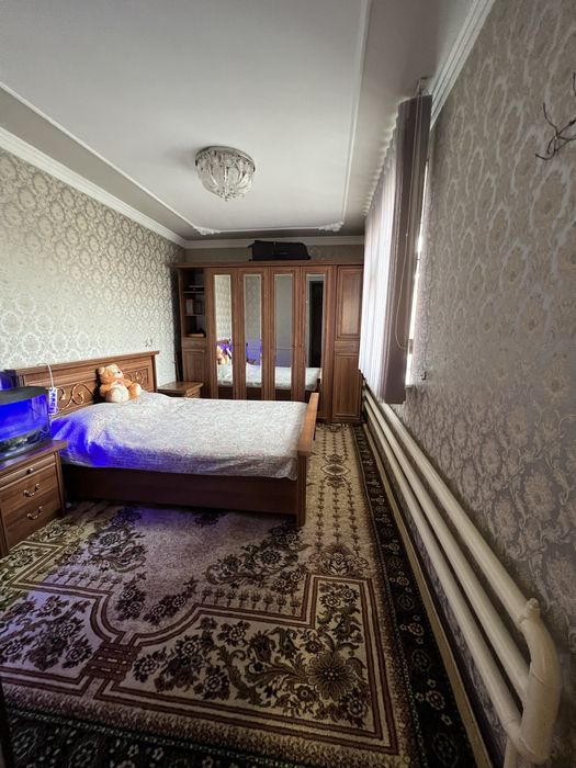 Чорсу да узимизни участка сотилади