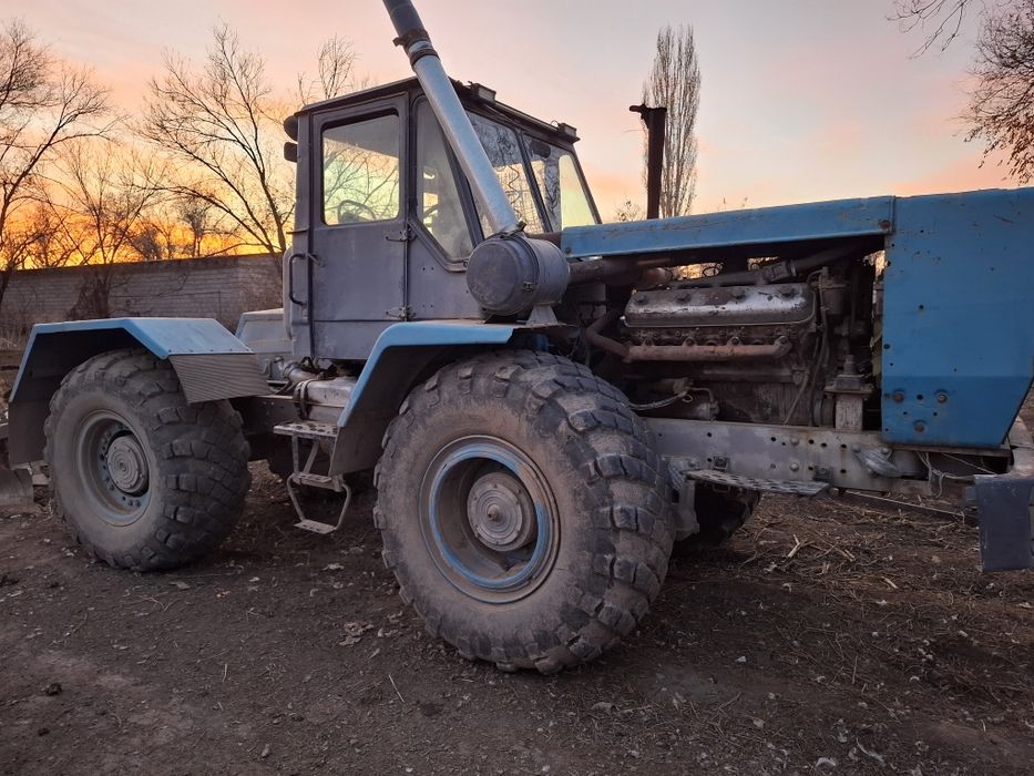 Трактор ХТЗ т 150