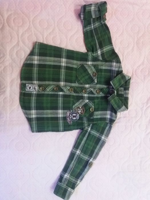 Рубашки на 2 года и безрукавка  Турция!