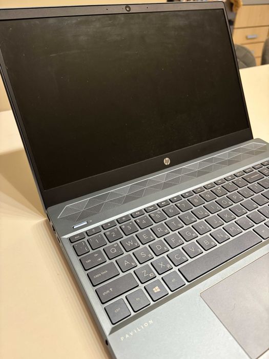 Лаптоп HP Pavilion 15 cs30