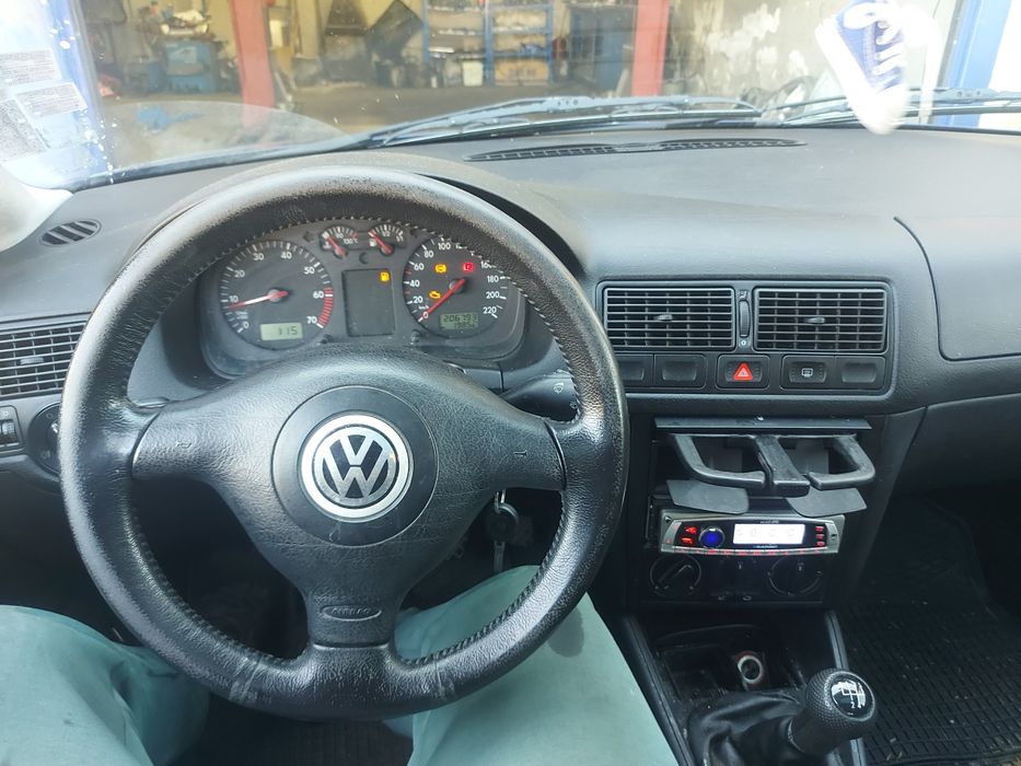 VW Golf 4 1.4 i 75кс на части !!!