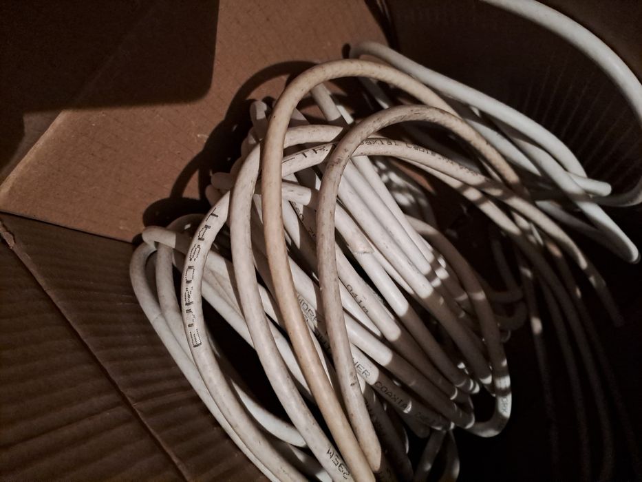 Кабели за връзка