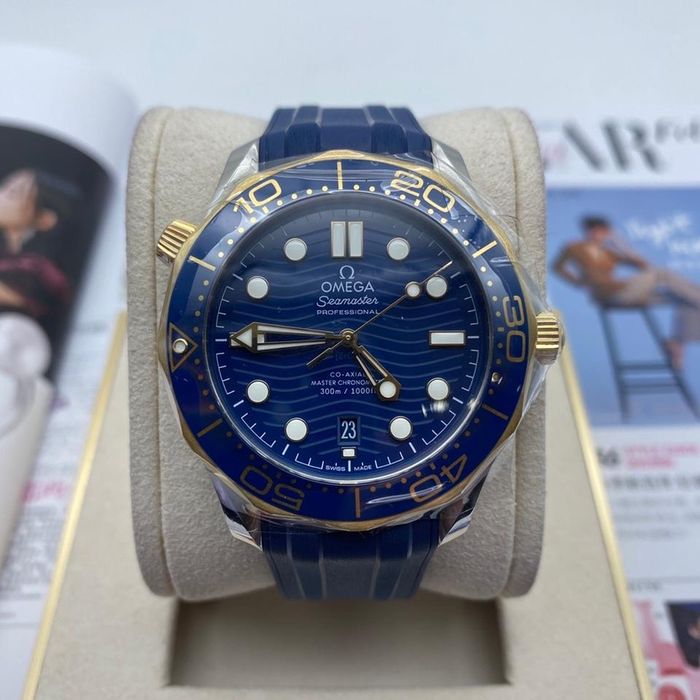 Ceas  Omega Seamaster Diver 300M 42mm Blue Gold Automat