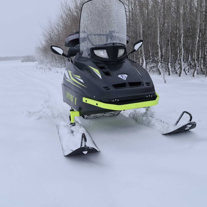 Продам снегоход Азимут 2