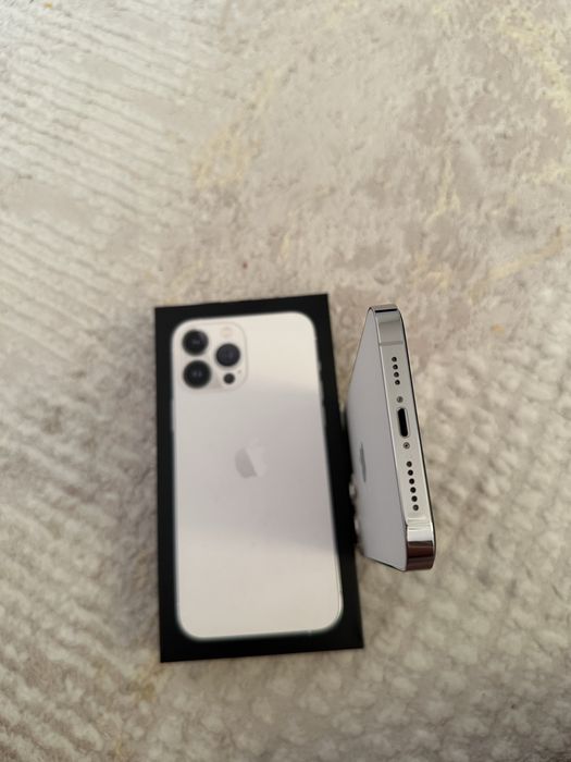 Продам iPhone 13 Pro Max
