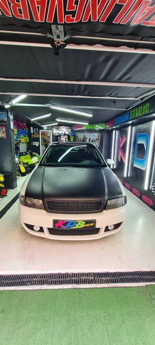 AUDI A4 S-Line 1.6 101к.с