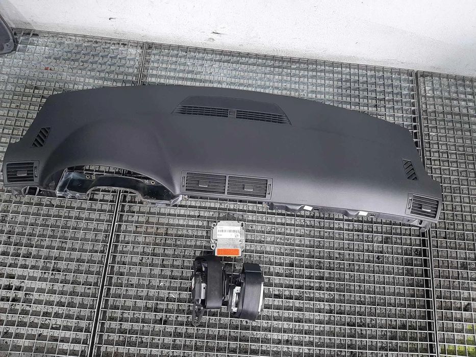 kit plansa bord audi a4 b7 8e1857067
