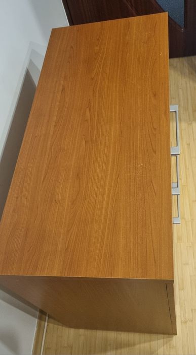 Comodă cu e sertare