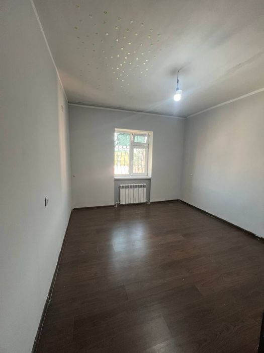 Сергили янги-ҳаёт 9-худуд 2 хона срочно сотилади