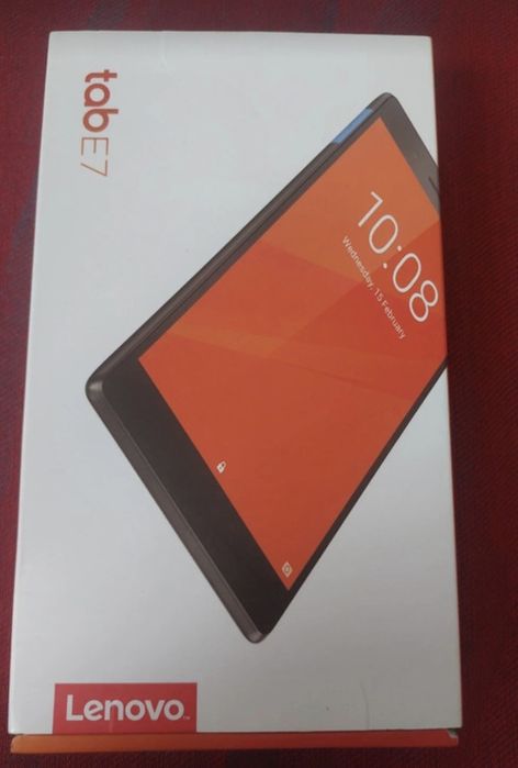Tableta noua cu accesori