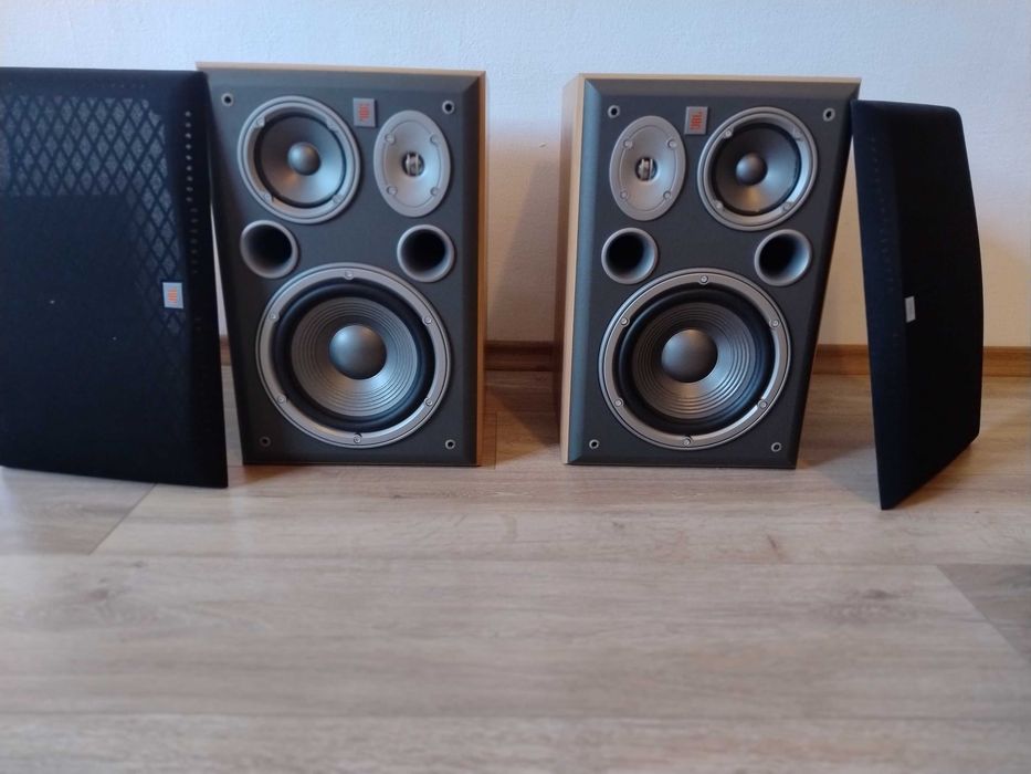 Тонколони JBL Northridge E Series E50
