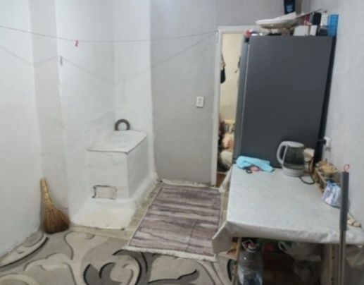 Срочно продаю 2 комнатные квартиру