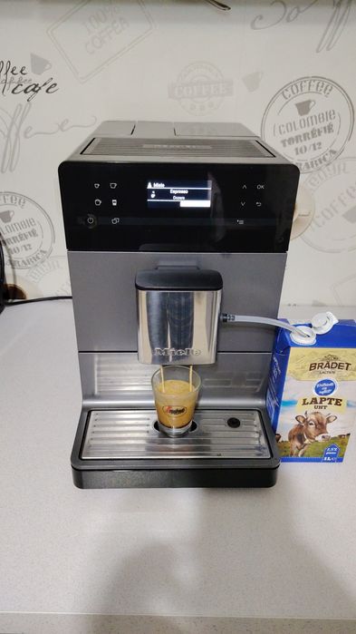 Espressor aparat cafea Miele