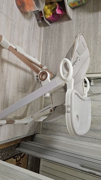 Стол за хранене Cangaroo