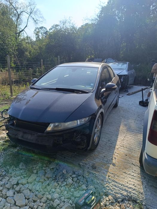 Сивик 8 2.2 дизел НА ЧАСТИ