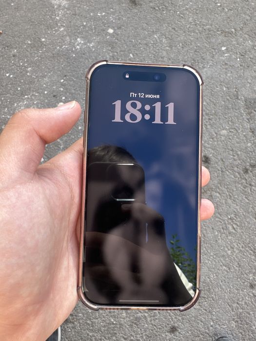 Продам Айфон 17про