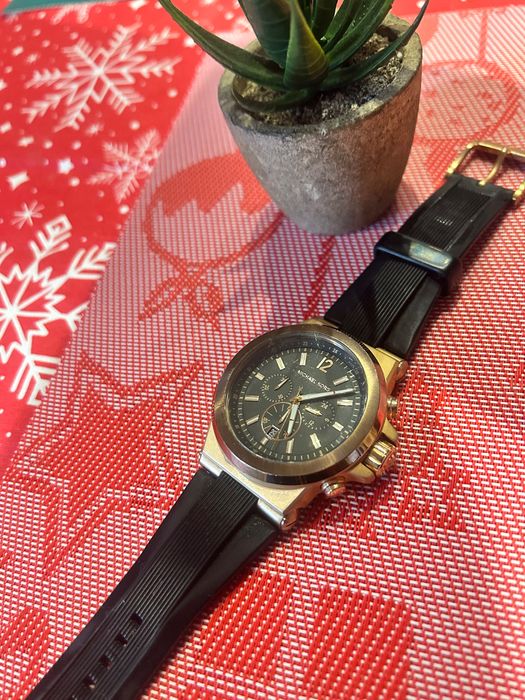 Мъжки Michael Kors
колекция Dylan
номер MK8184