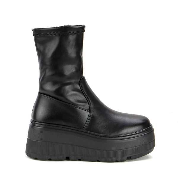 Черни Боти На Платформа