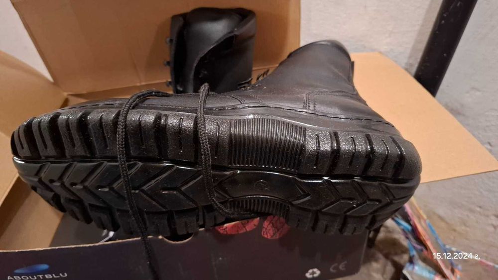 мъжка бота естествена кожа