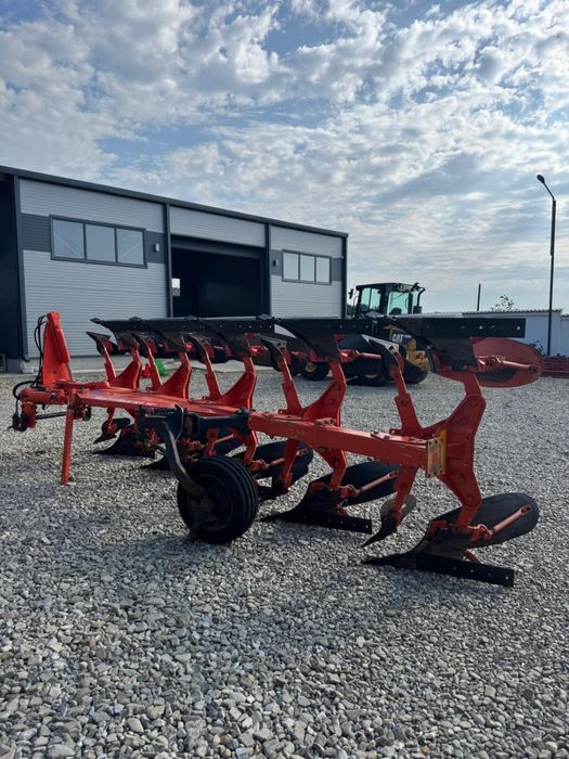 Plug agricol Kuhn Multimaster121-5 trupite