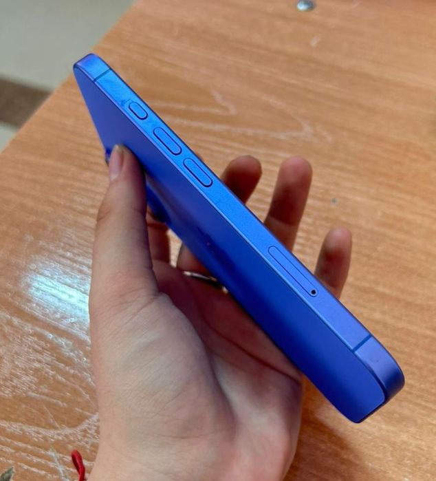 iPhone 16 со всеми комплектующими