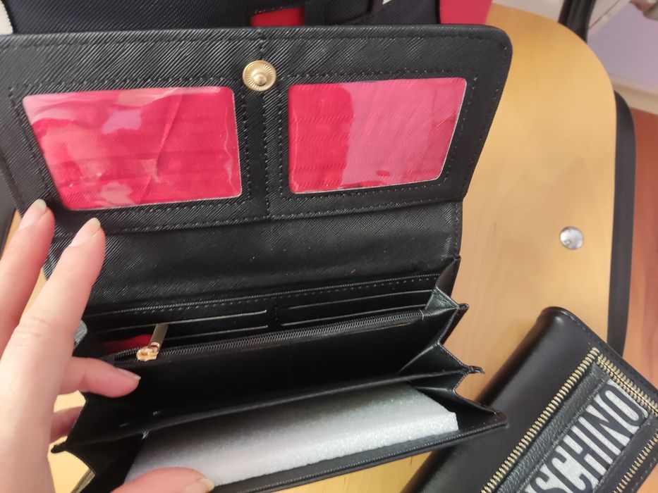 Moschino портфейл