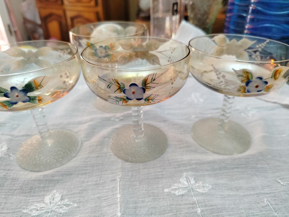 4 pahare,stare perfecta