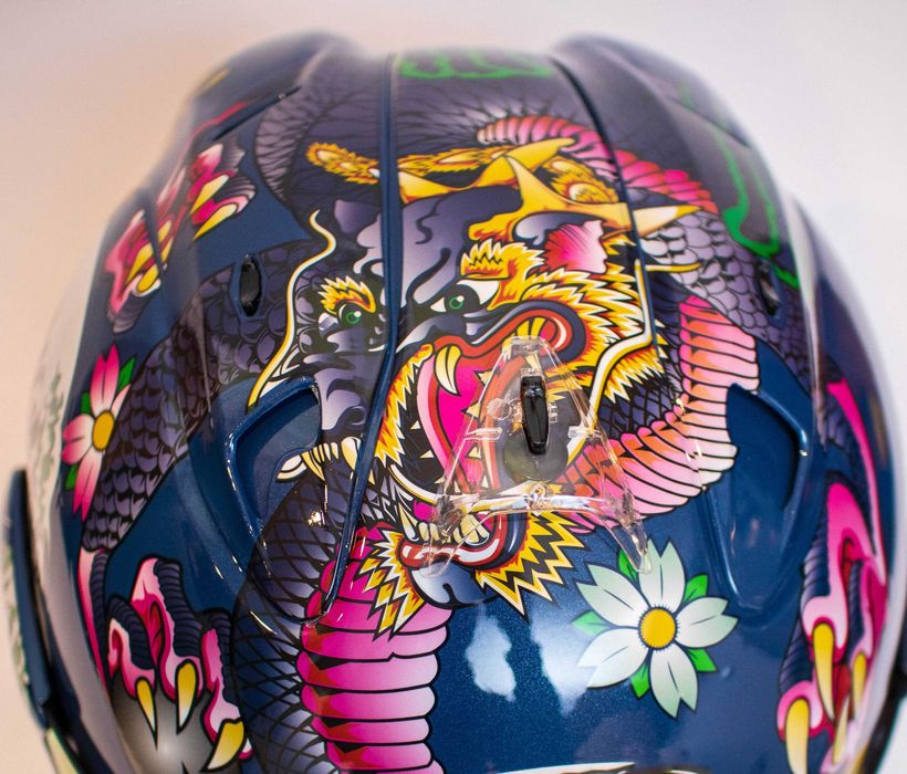 Каска за мотор пистов , скутер , ел. тротинетка др. ( Размер М 57-58 )