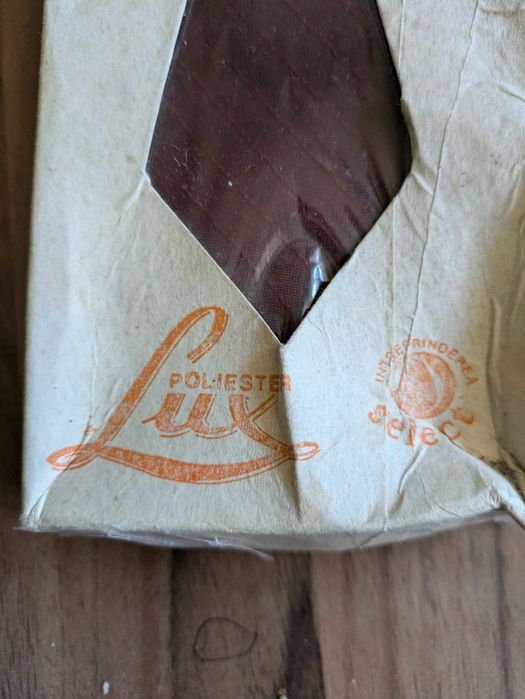 Cravata "Lux" din anii 1970 ,Intreprinderea SELECT-NEFOLOSITA ,cutie