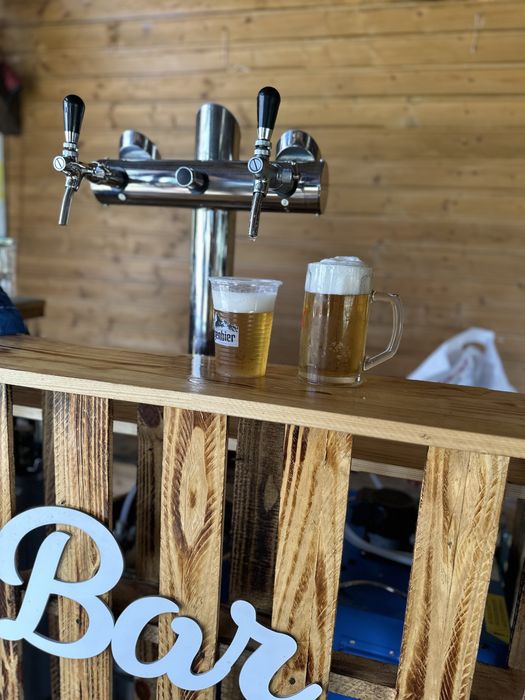 Inchiriez Bar Bere Mobil / Cigar Bar.