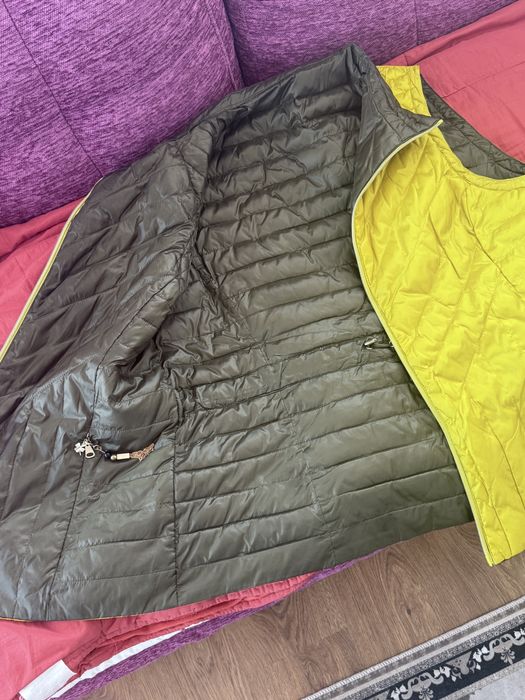 vesta din Italia de dama cu 2 fete