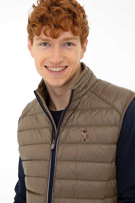 Жилетка из пуха USPolo. Оригинал, Турция.