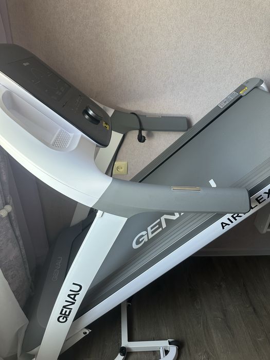 Беговая дорожка Genau