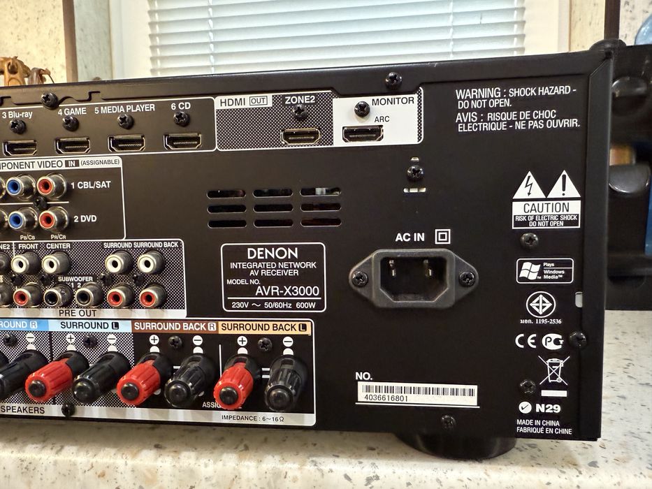 Denon AVR-X3000 като нов