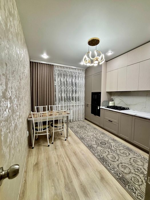 Продам 3 комнатную квартиру микрорайон Береке