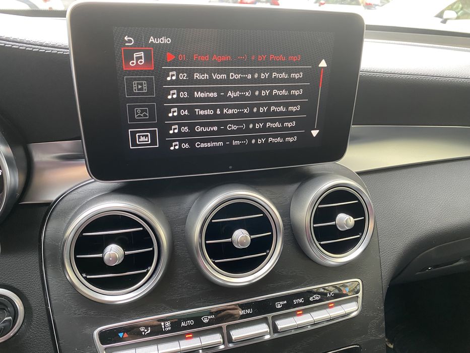 Apple Carplay Android Auto Mercedes GLC x253 & Mercedes C Class w205
