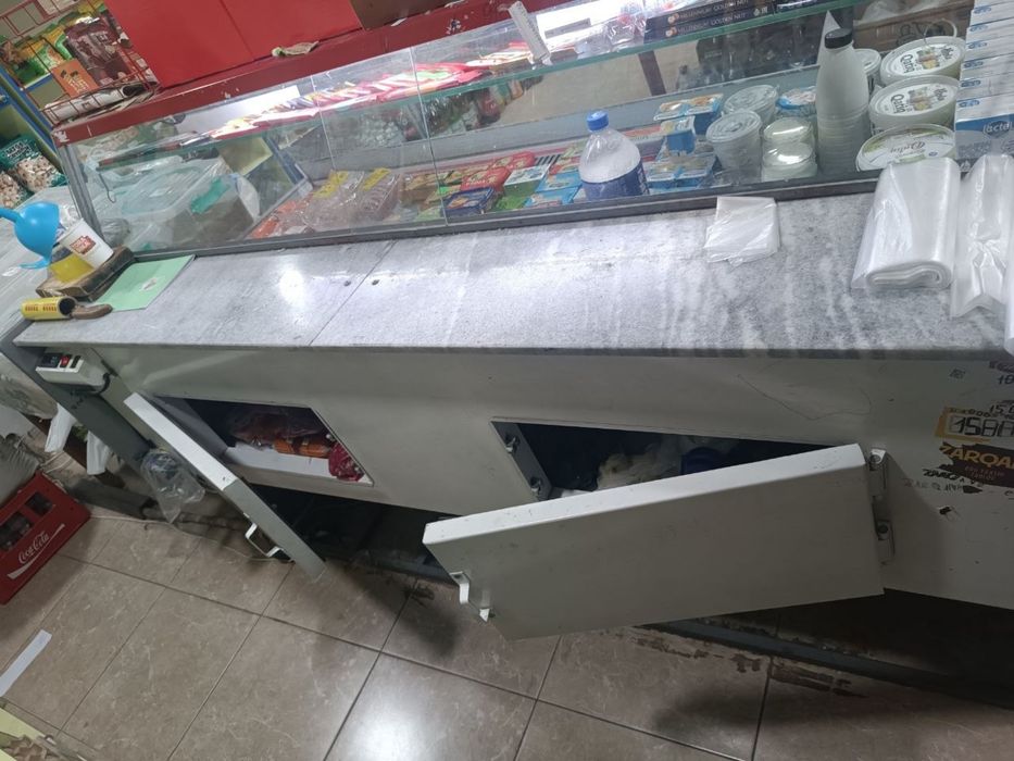 Холодильник Витрина СРОЧНО!