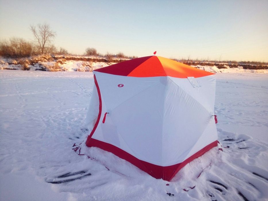 Продам зимнию палатку.