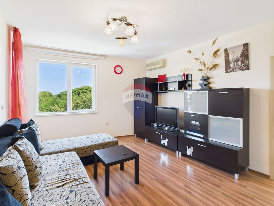 Продава се Двустаен апартамент в к.к. Златни пясъци - 67 кв.м за 800 €/кв.м - Снимка #1