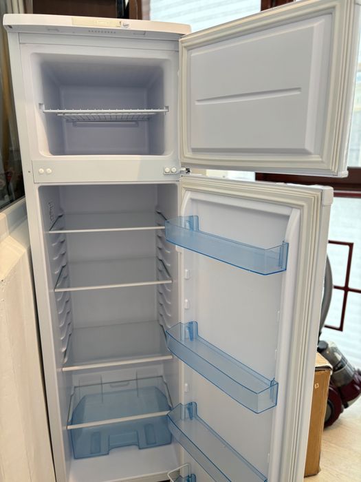 Холодильник Бирюса в отличном состоянии