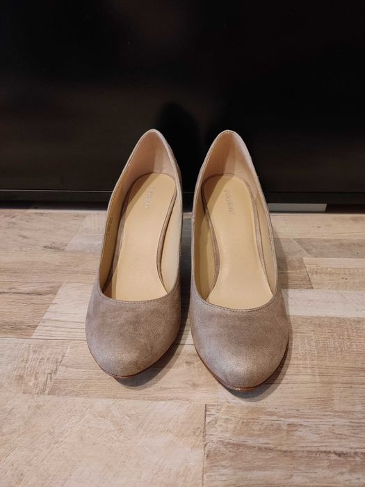 Официални дамски обувки